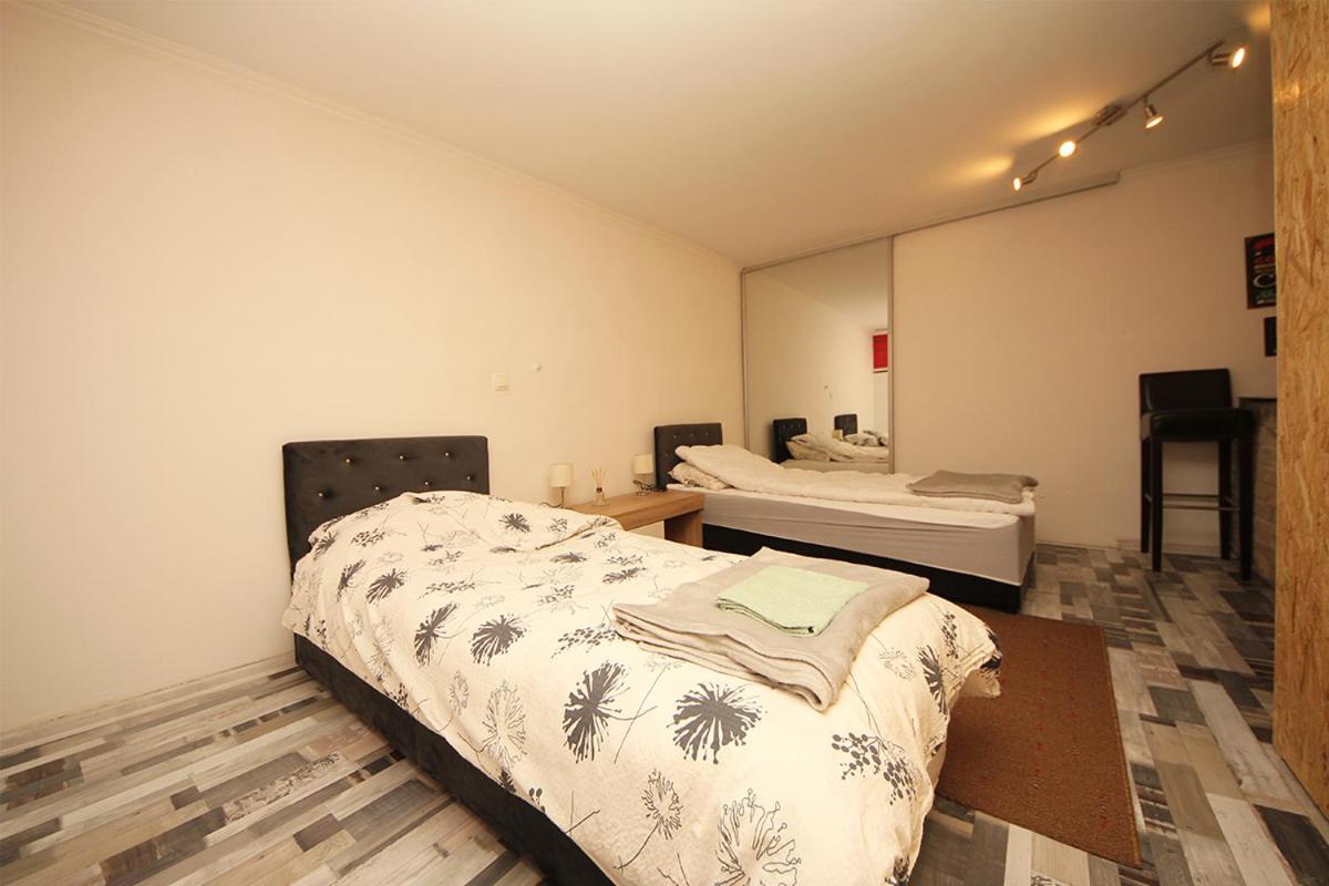 Family Residence Center Сараево Экстерьер фото